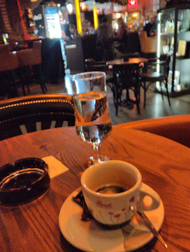 Opinii despre Caffe Bar Roses în Oroslavje - Gastronomija i ugostiteljstvo