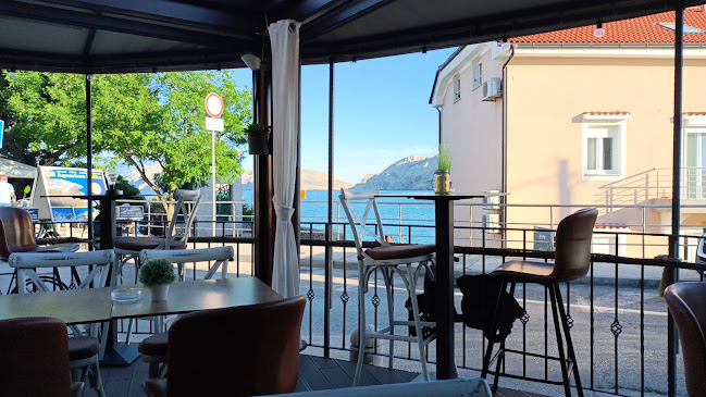 Delfino Pizza Snack Coffee - Baška