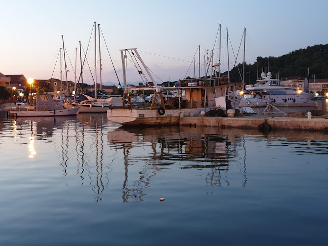 Pekara Kukljica - Gastronomija i ugostiteljstvo