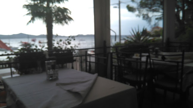 Lungo mare - Gastronomija i ugostiteljstvo