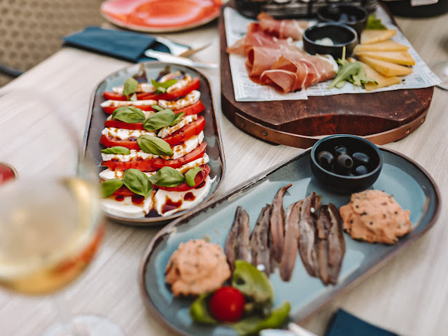 Cetinska cesta 32, 21310, Omiš