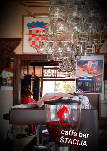 Comentarii opinii despre Caffe bar Štacija