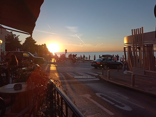 Caffe Bar Corner - Gastronomija i ugostiteljstvo