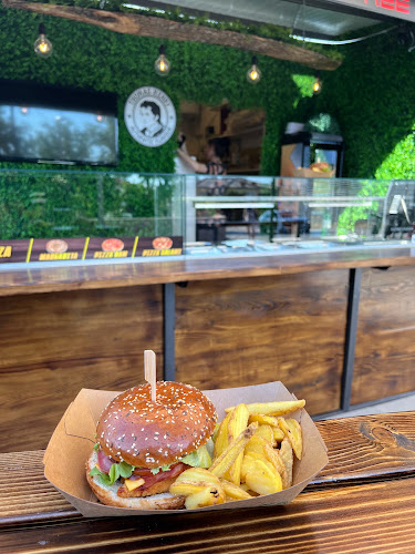 JB's Street Food & Tobacco