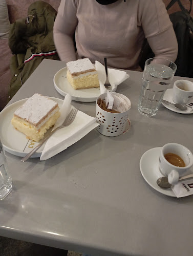 Opinii despre Cukeraj Petrinjska în Zagreb - Gastronomija i ugostiteljstvo