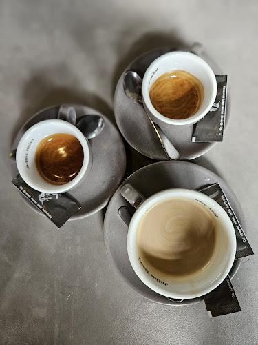 Opinii despre Caffe Bar VOX în Zagreb - Gastronomija i ugostiteljstvo