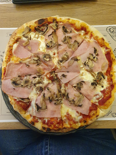 Put Petrovca 21, 21230, Sinj