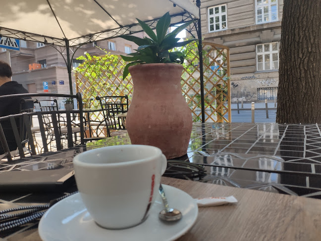 Ul. Kneza Mislava 7, 10000, Zagreb