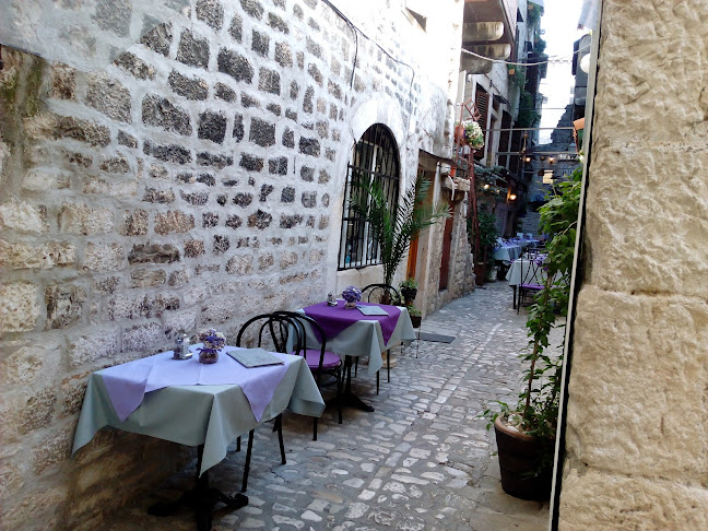 Opinii despre Calebotta wine bar&restaurant în Trogir - Gastronomija i ugostiteljstvo