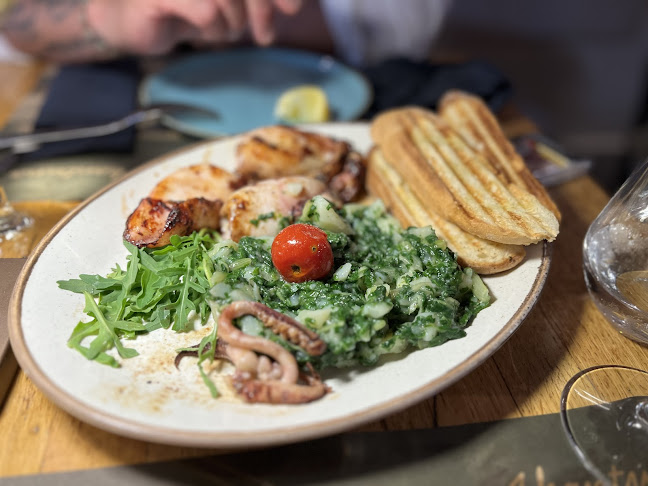 Comentarii opinii despre Restoran 4 Kantuna