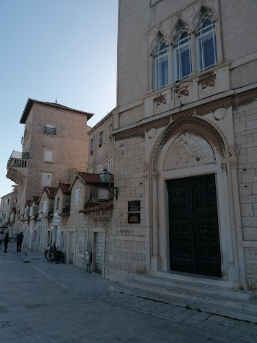 Praça principal - Trogir