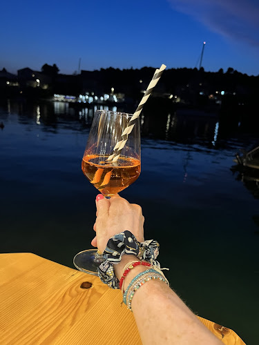 Gavuni restaurant & konoba - Lumbarda