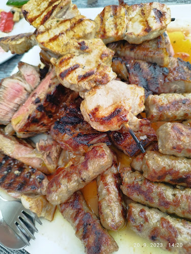 Ahipara zalogajnica, Podgora