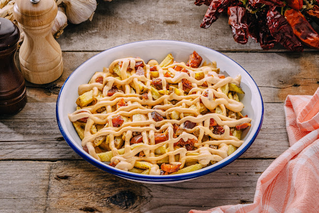 Comentarii opinii despre Submarine Burger Bundek