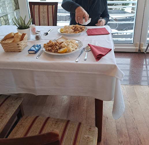 Opinii despre Gradska kavana i prenoćište Marina în Vrbovec - Gastronomija i ugostiteljstvo