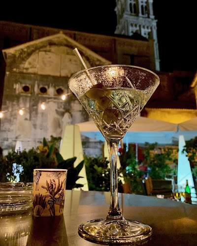 Opinii despre Galion bar Trogir în Trogir - Gastronomija i ugostiteljstvo
