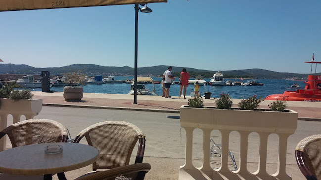 Cafe Bar Mornar - Novalja