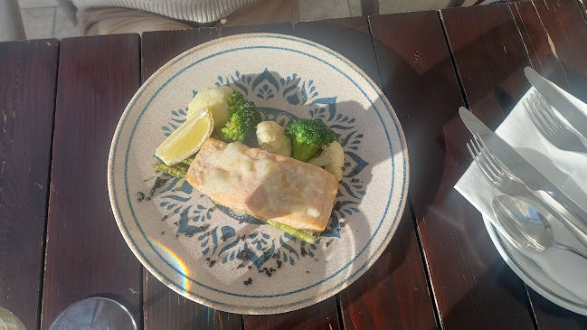 Bronzin - Gastronomija i ugostiteljstvo