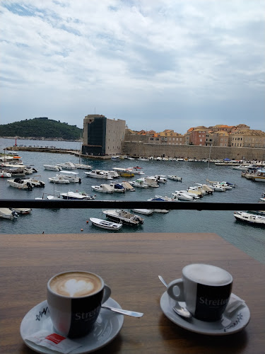 Opinii despre Bistro Revelin în Dubrovnik - Gastronomija i ugostiteljstvo