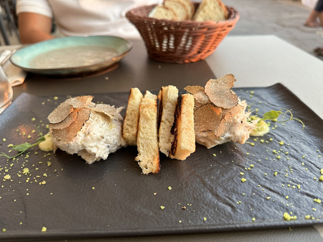 Trg Josefa Ressela 2, 52424, Motovun