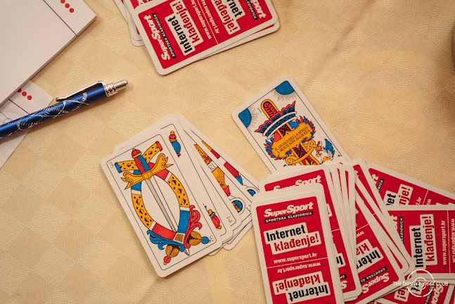 Opinii despre The Hustler pool club în Šišan - Gastronomija i ugostiteljstvo