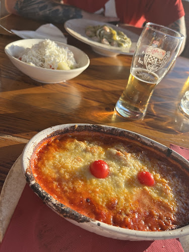 Comentarii opinii despre Bar & Grill Genius