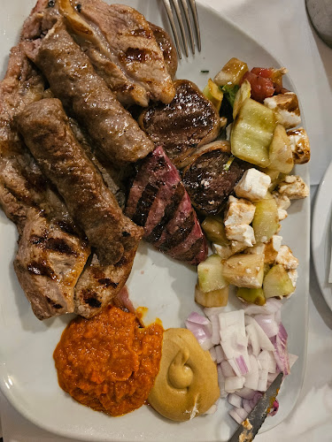 Lučica - Gastronomija i ugostiteljstvo