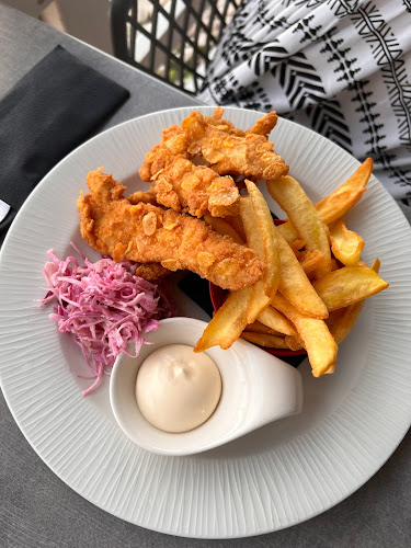 Beach Bar & Restaurant Providenca - Gastronomija i ugostiteljstvo