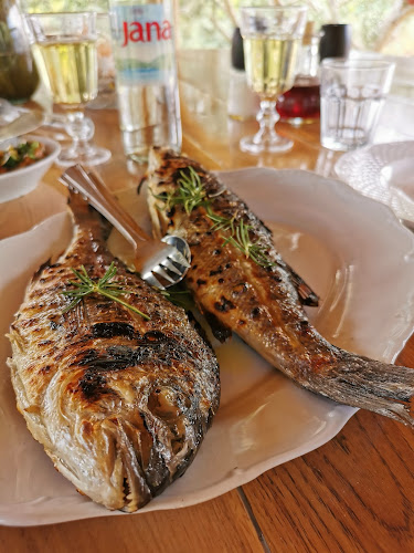 Opinii despre The FisherMan's House - Sveti Klement în Hvar - Gastronomija i ugostiteljstvo