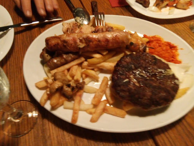Carraca Pub - Gastronomija i ugostiteljstvo