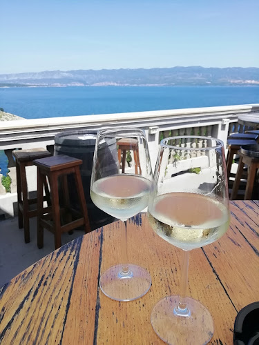 Restaurant Konoba Nada, Vrbnik - Gastronomija i ugostiteljstvo