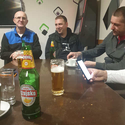 Opinii despre Caffe bar "Ksena" în Rugvica - Gastronomija i ugostiteljstvo