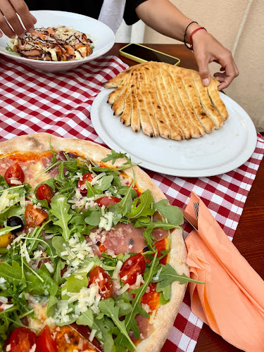 Comentarii opinii despre Pizzeria Beštek