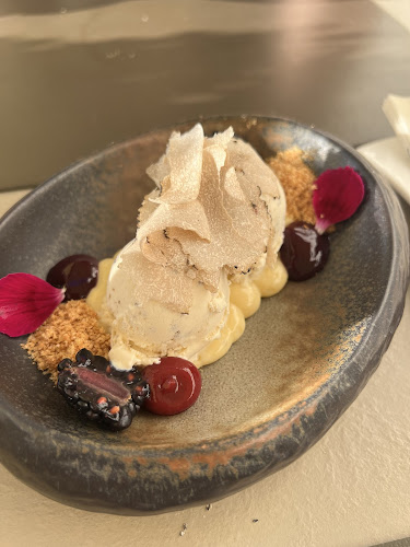 Bistro Bar Montona Gallery