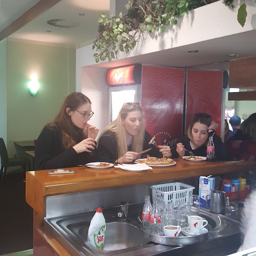 Comentarii opinii despre Pekara i pizzeria "Srećko"