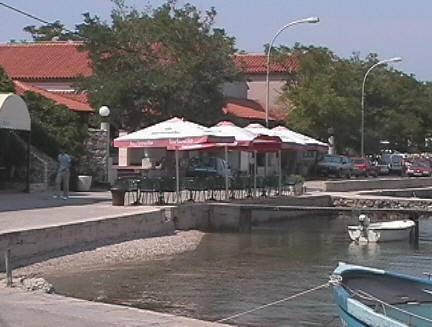 Opinii despre Slastičarnica "Express" în Nerezine - Gastronomija i ugostiteljstvo