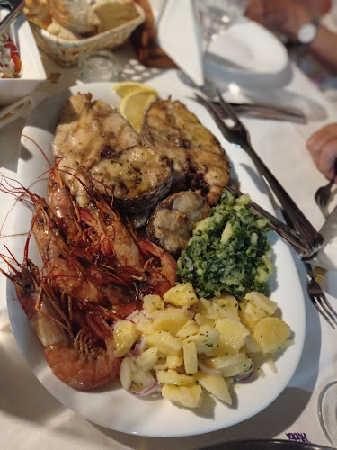 Konopica - Gastronomija i ugostiteljstvo