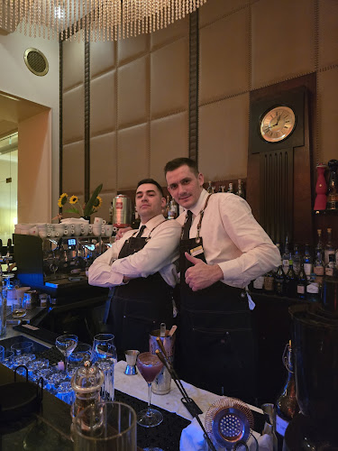 Esplanade 1925 Lounge & Cocktail Bar