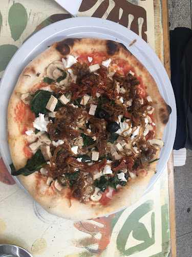 Maslina na Zelenom trgu - Gastronomija i ugostiteljstvo