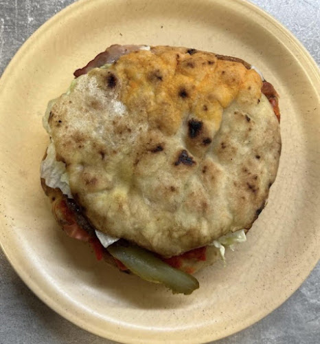 Comentarii opinii despre MC Chevap