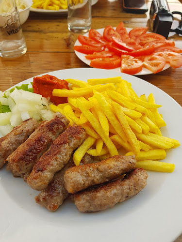 Tavern Riva - Gastronomija i ugostiteljstvo