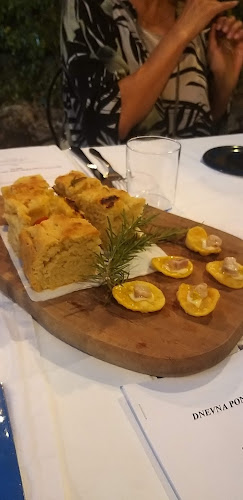 Comentarii opinii despre Konoba Maha