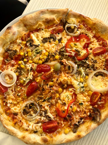 Beach Bar Valkane - Gastronomija i ugostiteljstvo