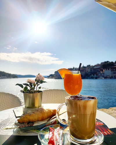 Cafe Bar Mille Naves