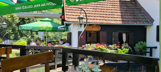 Opinii despre Caffe Bar "Vodena Ovca" în Rastoke - Gastronomija i ugostiteljstvo
