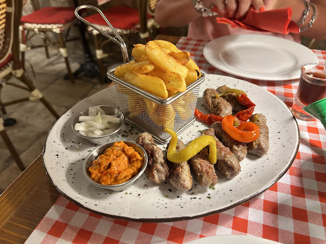 Mama's Pot Tavern - Gastronomija i ugostiteljstvo