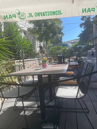 Pizzeria Bistro Peperoncin - Gastronomija i ugostiteljstvo