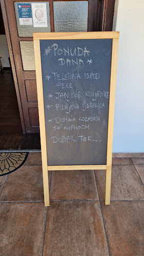 Comentarii opinii despre Šokački stan, (Pikov Stan)