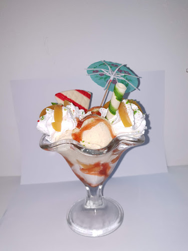 Restoran i Slastičarna Lanterna - Vodice