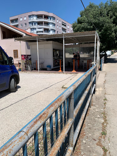 Opinii despre Fast Food Nado în Zadar - Gastronomija i ugostiteljstvo